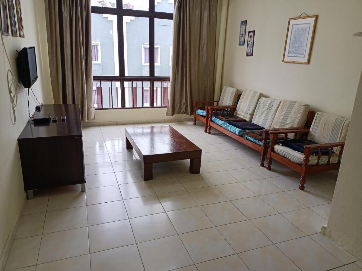 Oyo Home 90419 Sahar Guesthouse Malacca Luaran gambar