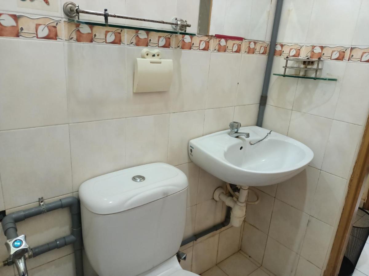 Oyo Home 90419 Sahar Guesthouse Malacca Luaran gambar